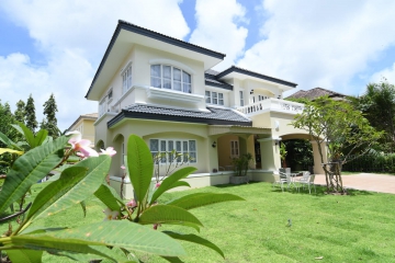 House For Rent Prime location Near Chalong Bay 4 Bedrooms 4 Bathrooms